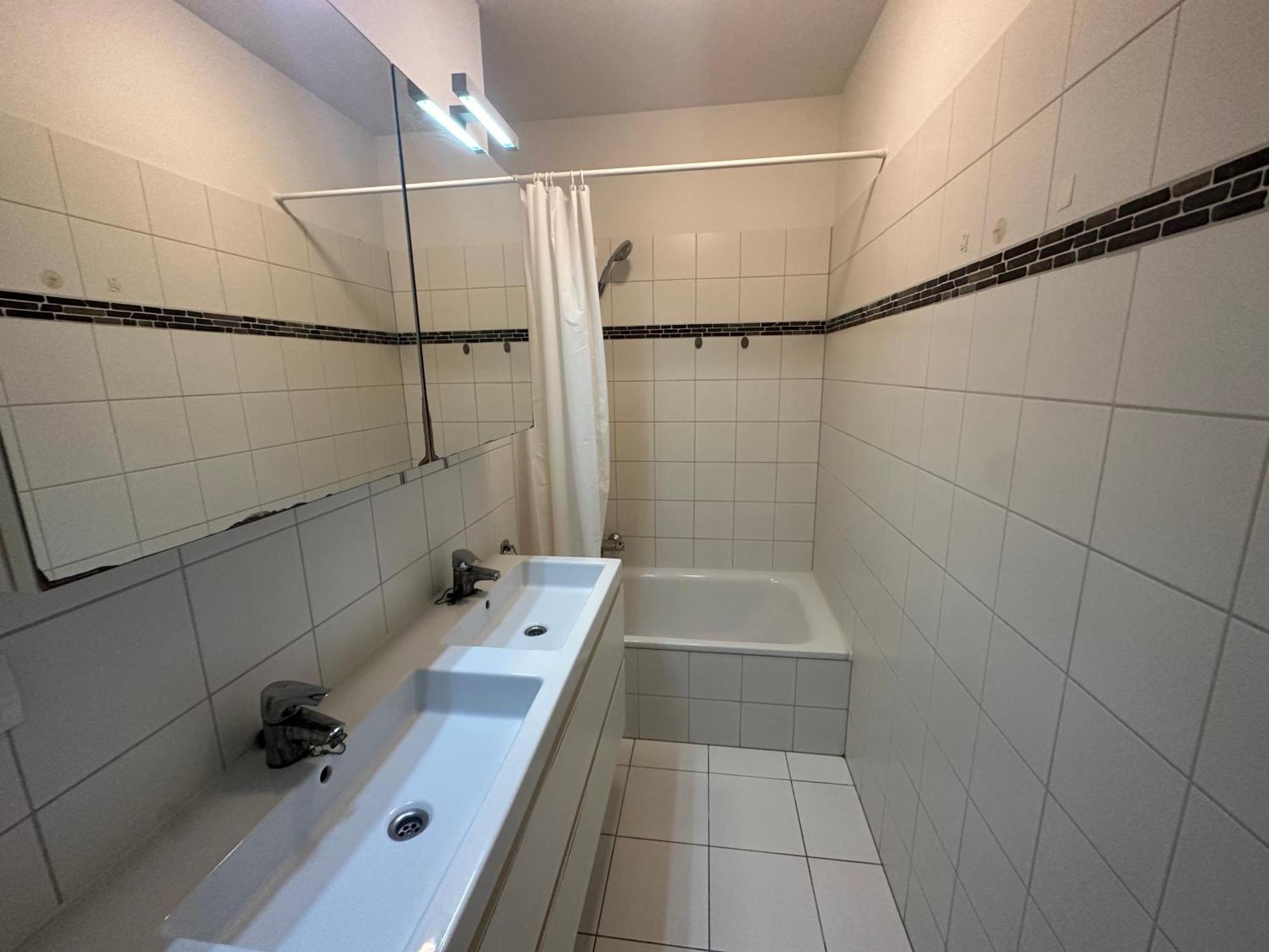 2 Bedroom Apartment In Center With Balcony Βρυξέλλες Εξωτερικό φωτογραφία