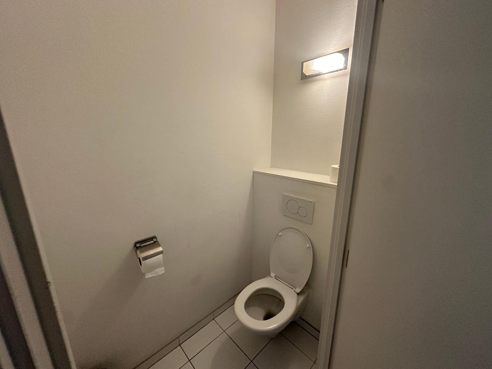 2 Bedroom Apartment In Center With Balcony Βρυξέλλες Εξωτερικό φωτογραφία